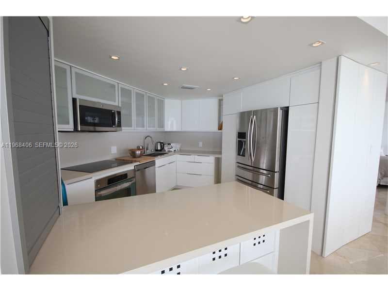 5151 COLLINS AV # 532, Miami Beach FL 33140 — 13