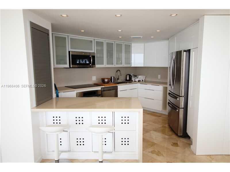 5151 COLLINS AV # 532, Miami Beach FL 33140 — 12