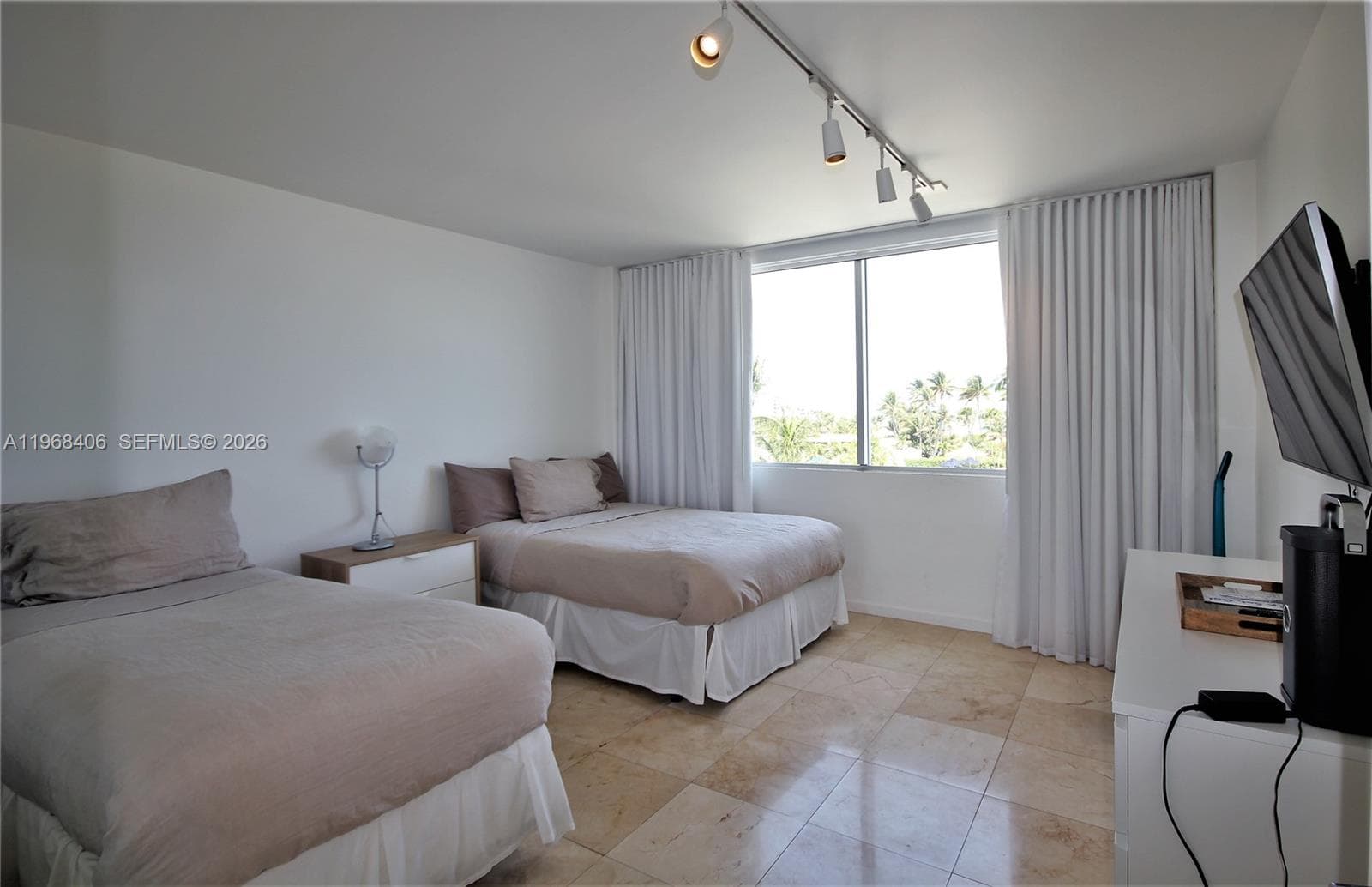5151 COLLINS AV # 532, Miami Beach FL 33140 — 26
