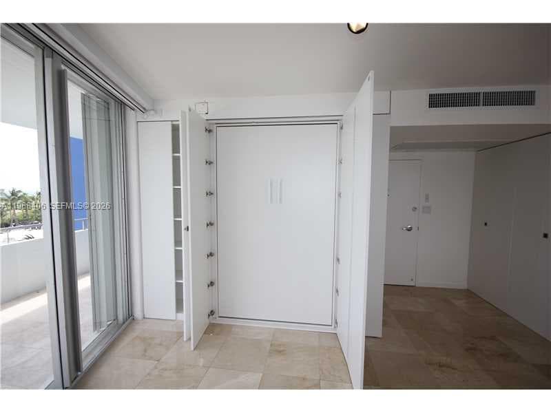5151 COLLINS AV # 532, Miami Beach FL 33140 — 14