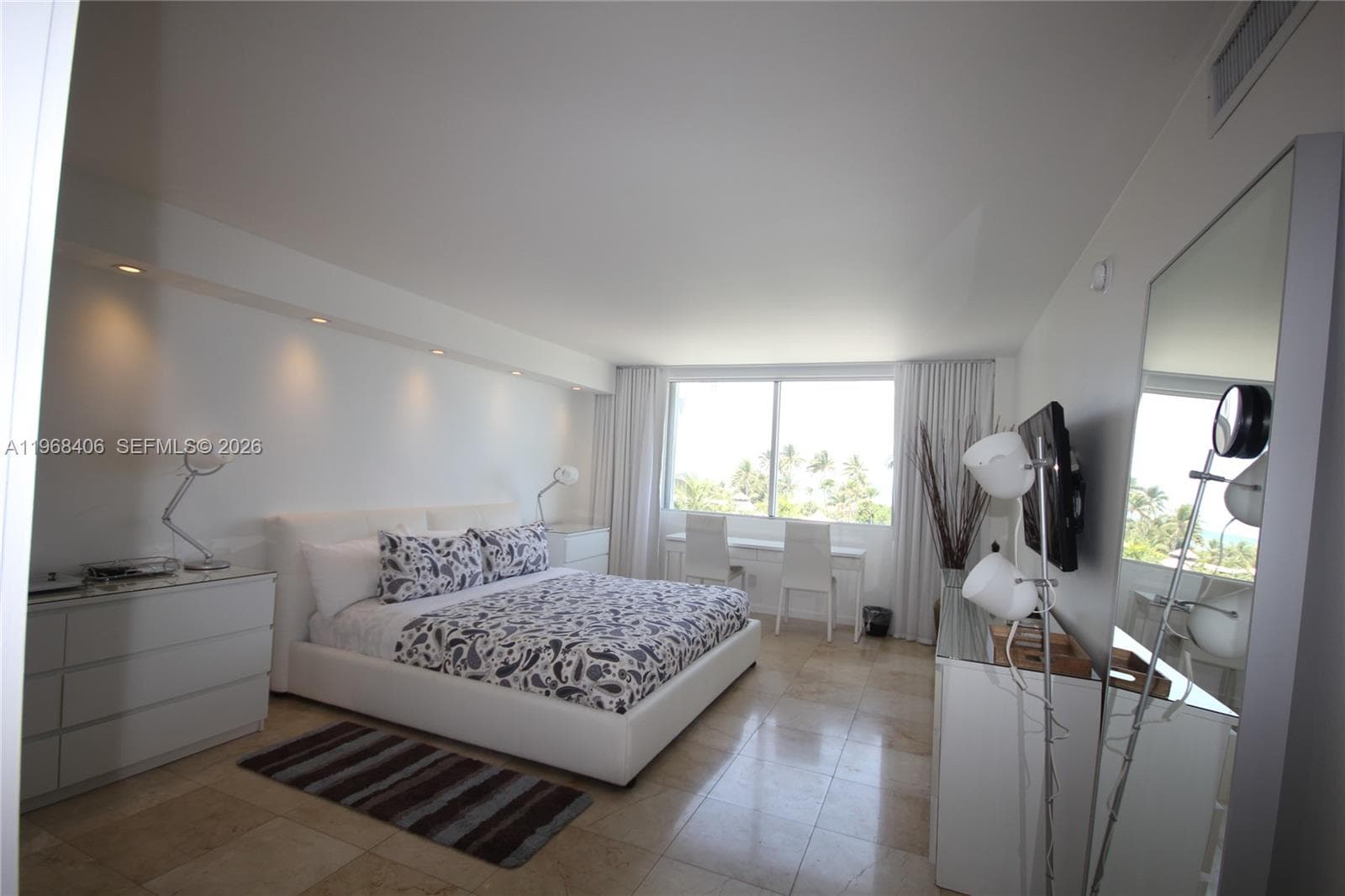 5151 COLLINS AV # 532, Miami Beach FL 33140 — 15
