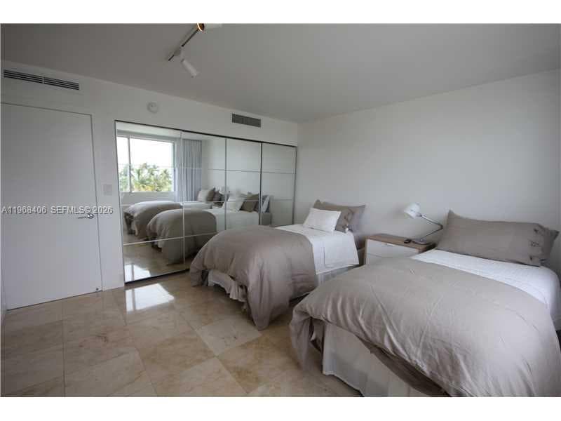 5151 COLLINS AV # 532, Miami Beach FL 33140 — 25