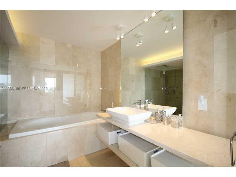 5151 COLLINS AV # 532, Miami Beach FL 33140 — 21