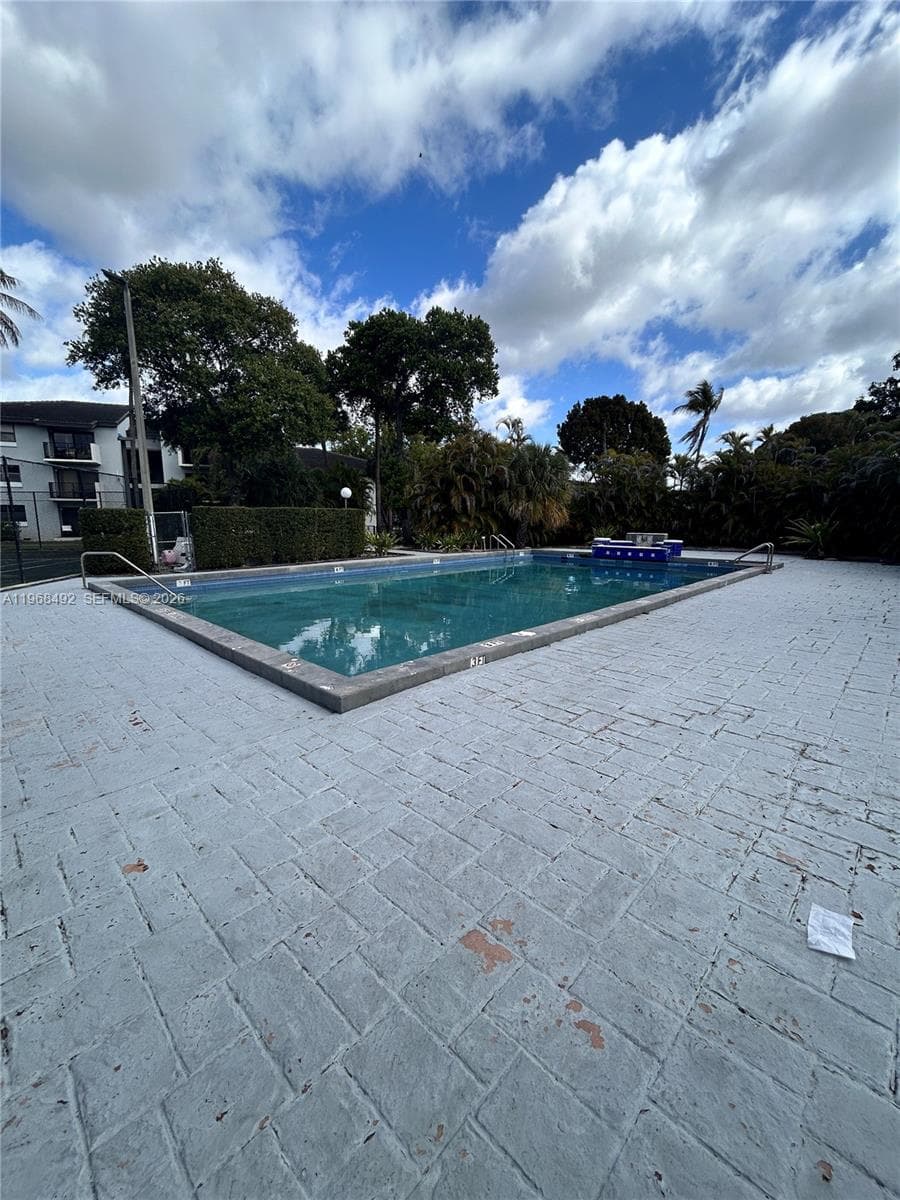 7030 NW 179th St # 205, Hialeah FL 33015 — 9