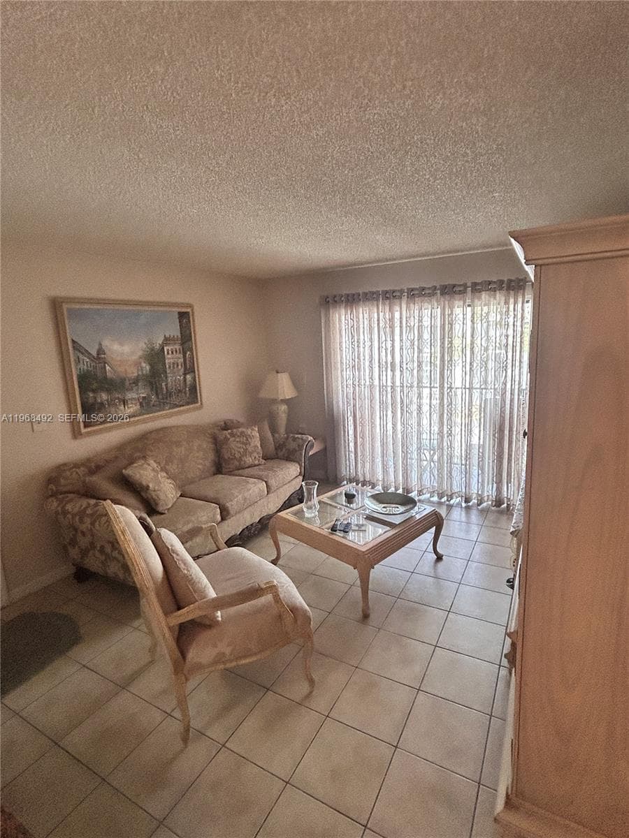 7030 NW 179th St # 205, Hialeah FL 33015 — 18