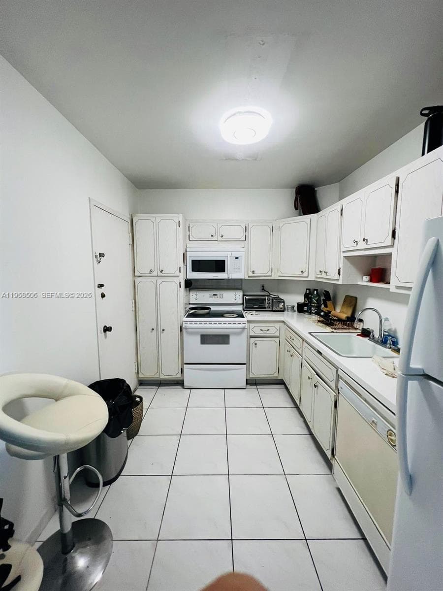 500 Bayview Dr # 1417, Sunny Isles Beach FL 33160 — 3