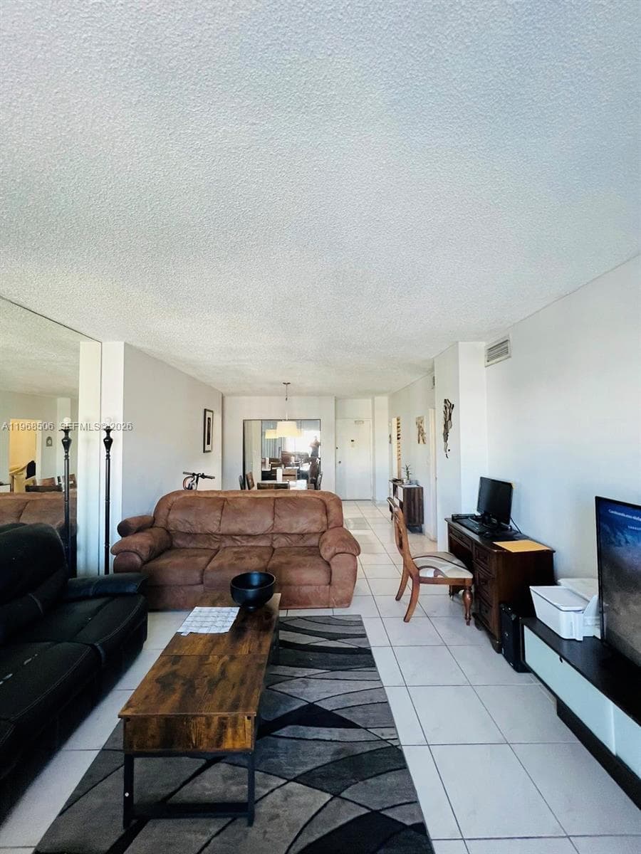 500 Bayview Dr # 1417, Sunny Isles Beach FL 33160 — 4