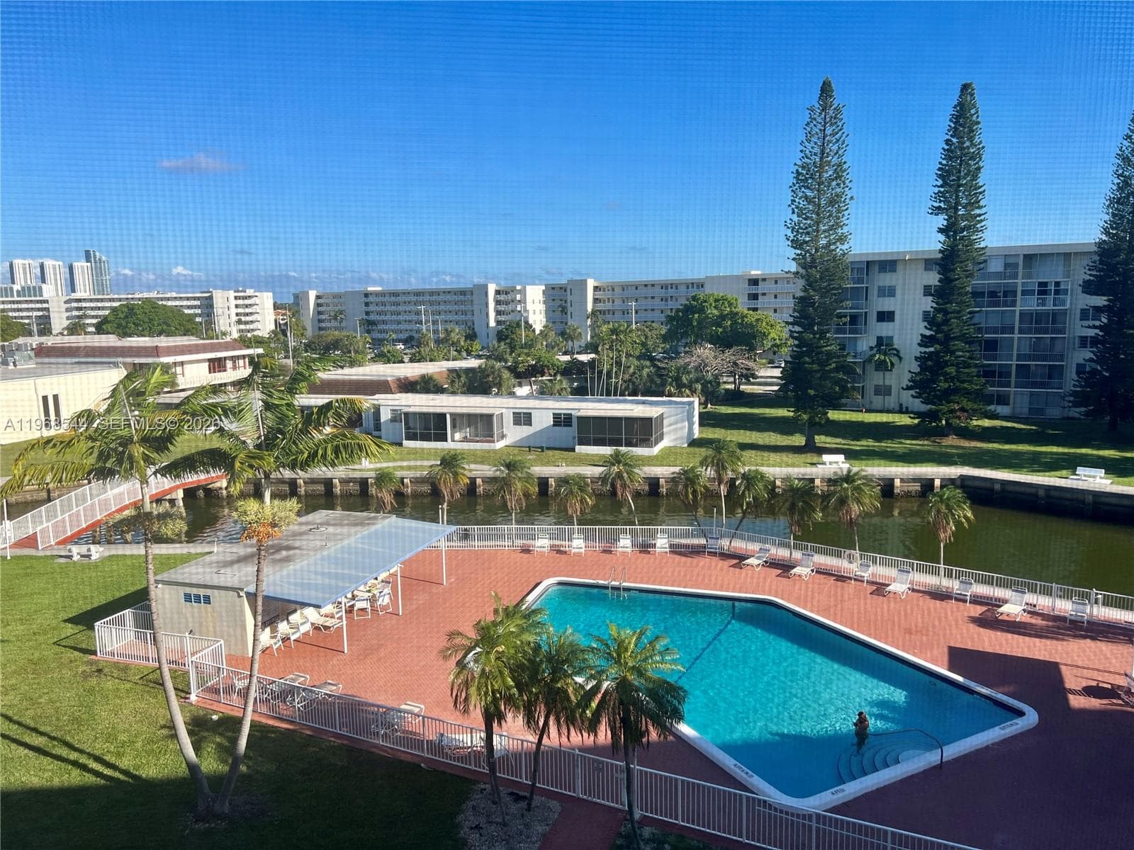 2855 Leonard Dr # H202, Aventura FL 33160 — 2