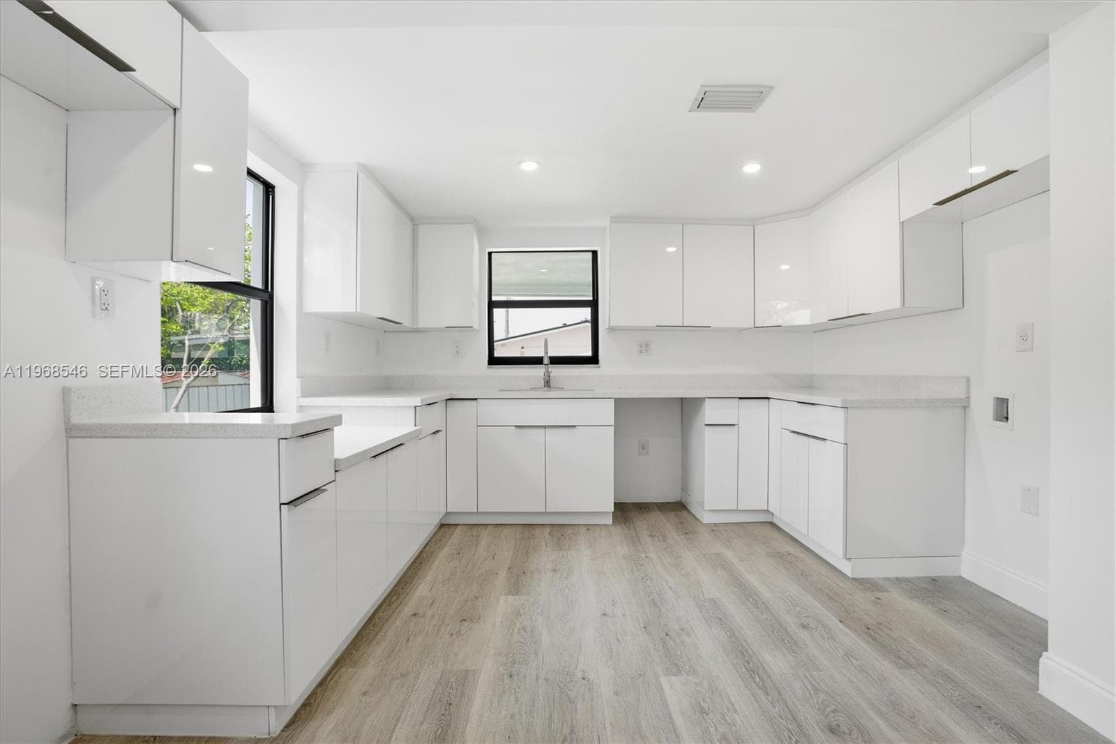 4237 SW 7th St, Miami FL 33134 — 7