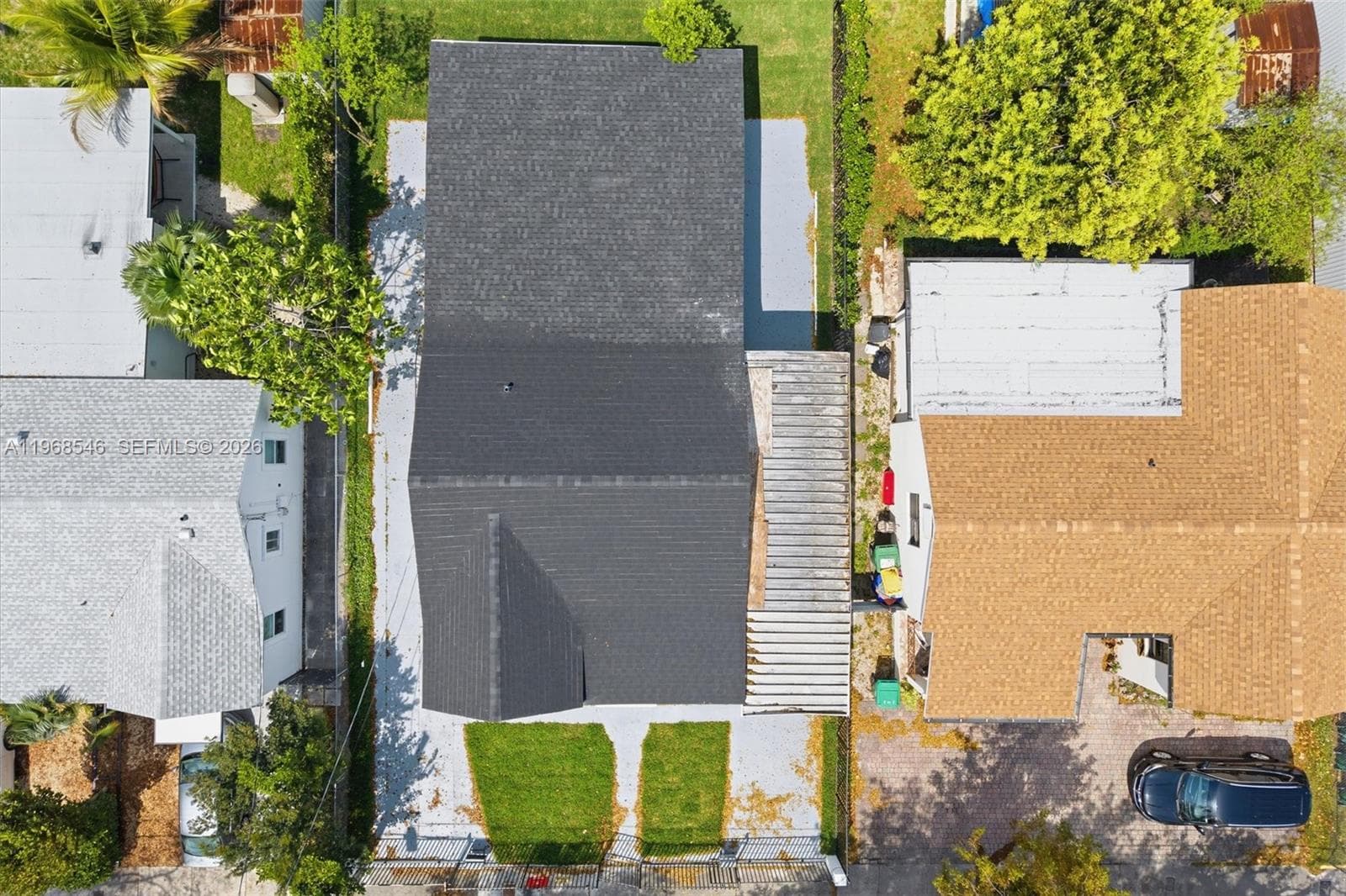 4237 SW 7th St, Miami FL 33134 — 28
