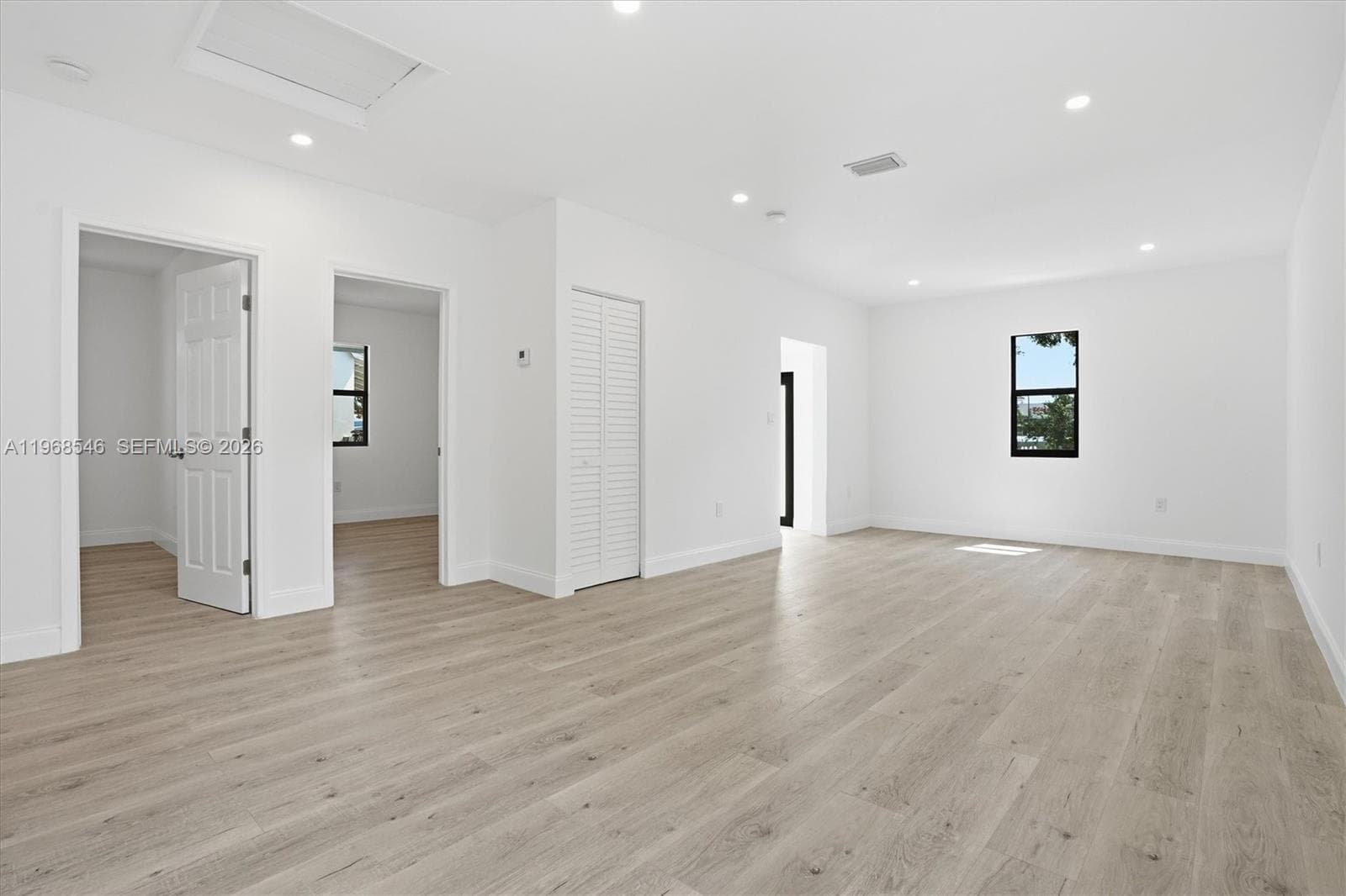 4237 SW 7th St, Miami FL 33134 — 4