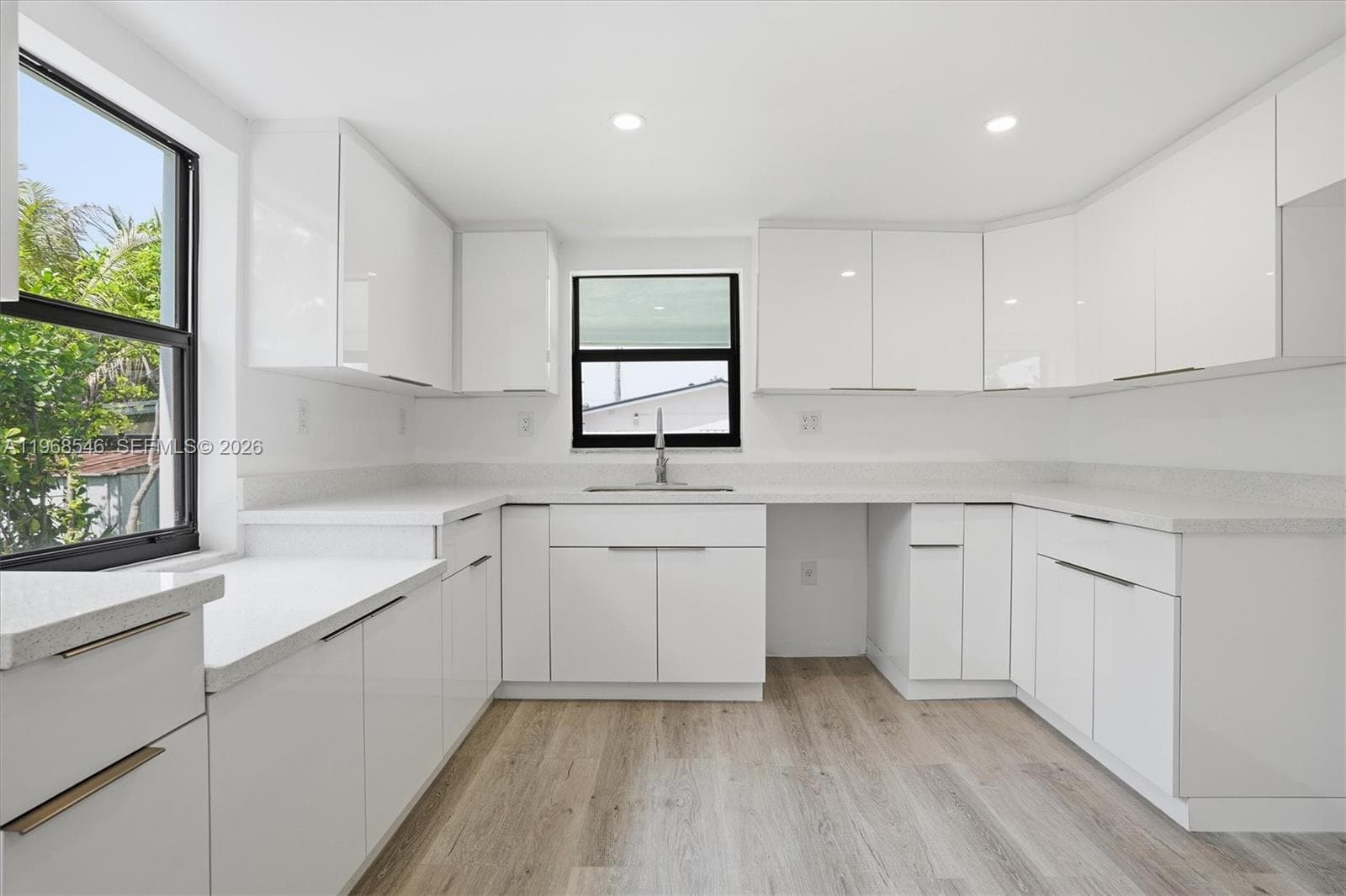 4237 SW 7th St, Miami FL 33134 — 8