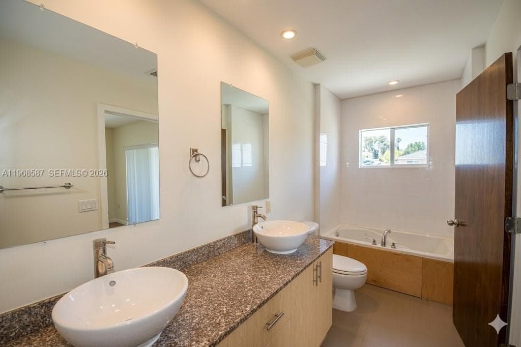 2780 SW 33 AVE, Miami FL 33133 — 17