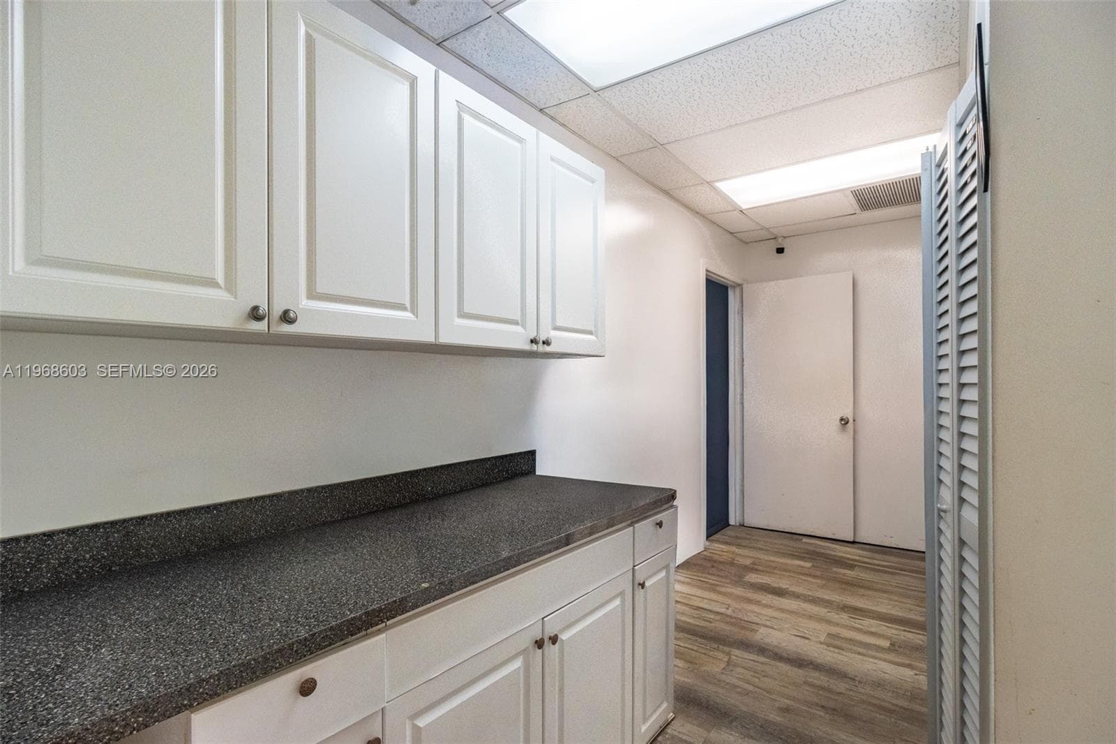 3337 NW 74th Ave # 3337, Miami FL 33122 — 6