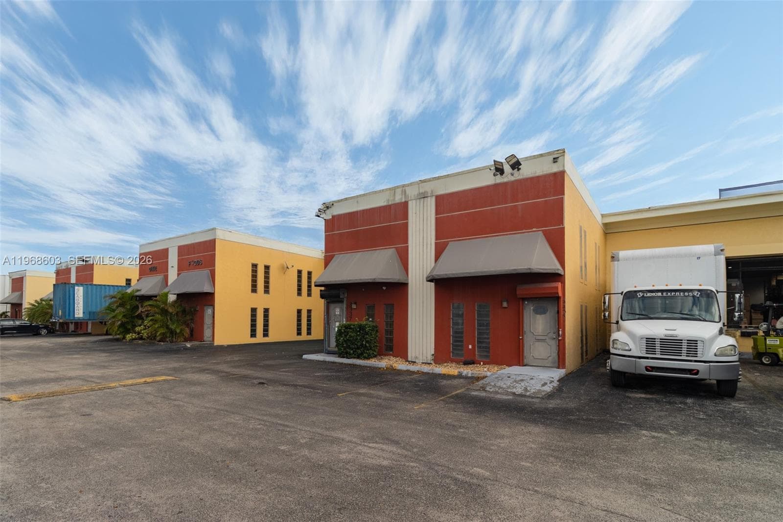 3337 NW 74th Ave # 3337, Miami FL 33122 — 30
