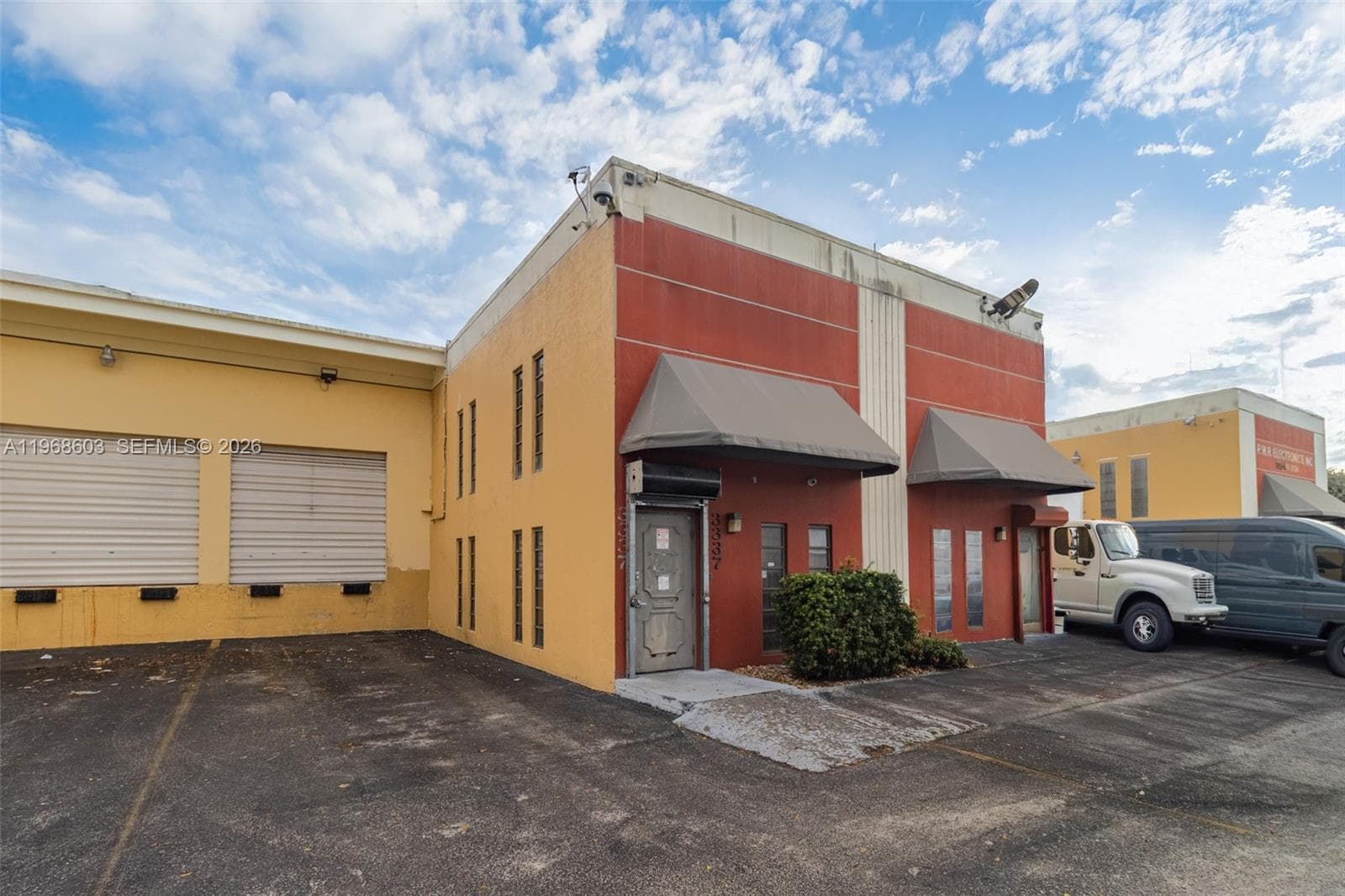 3337 NW 74th Ave # 3337, Miami FL 33122 — 29