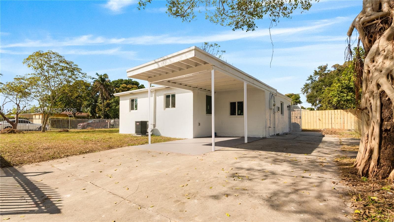 1735 NW 126th St, Miami FL 33167 — 28