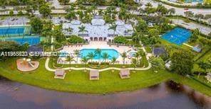10840 NW 79th St, Doral FL 33178 — 34