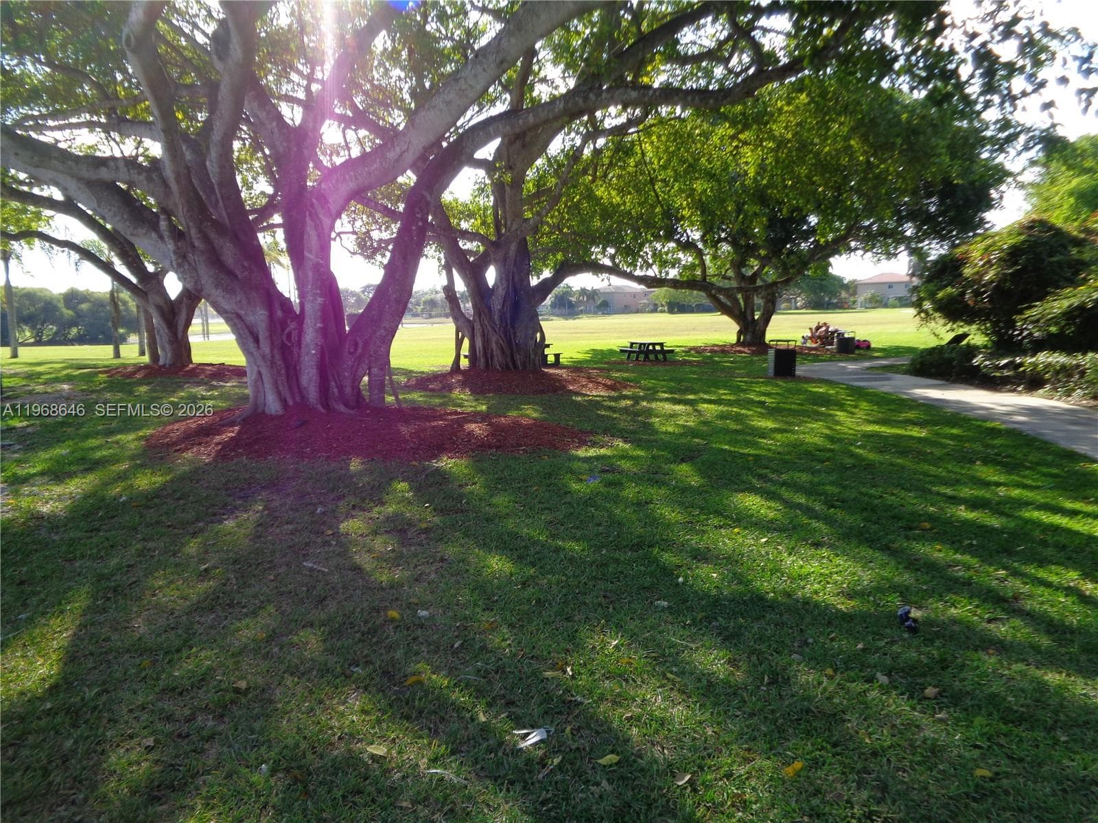2060 SE 14th St, Homestead FL 33035 — 16