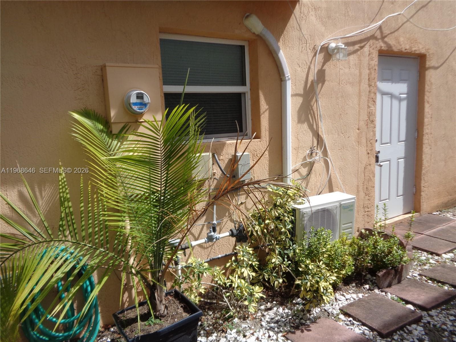 2060 SE 14th St, Homestead FL 33035 — 4