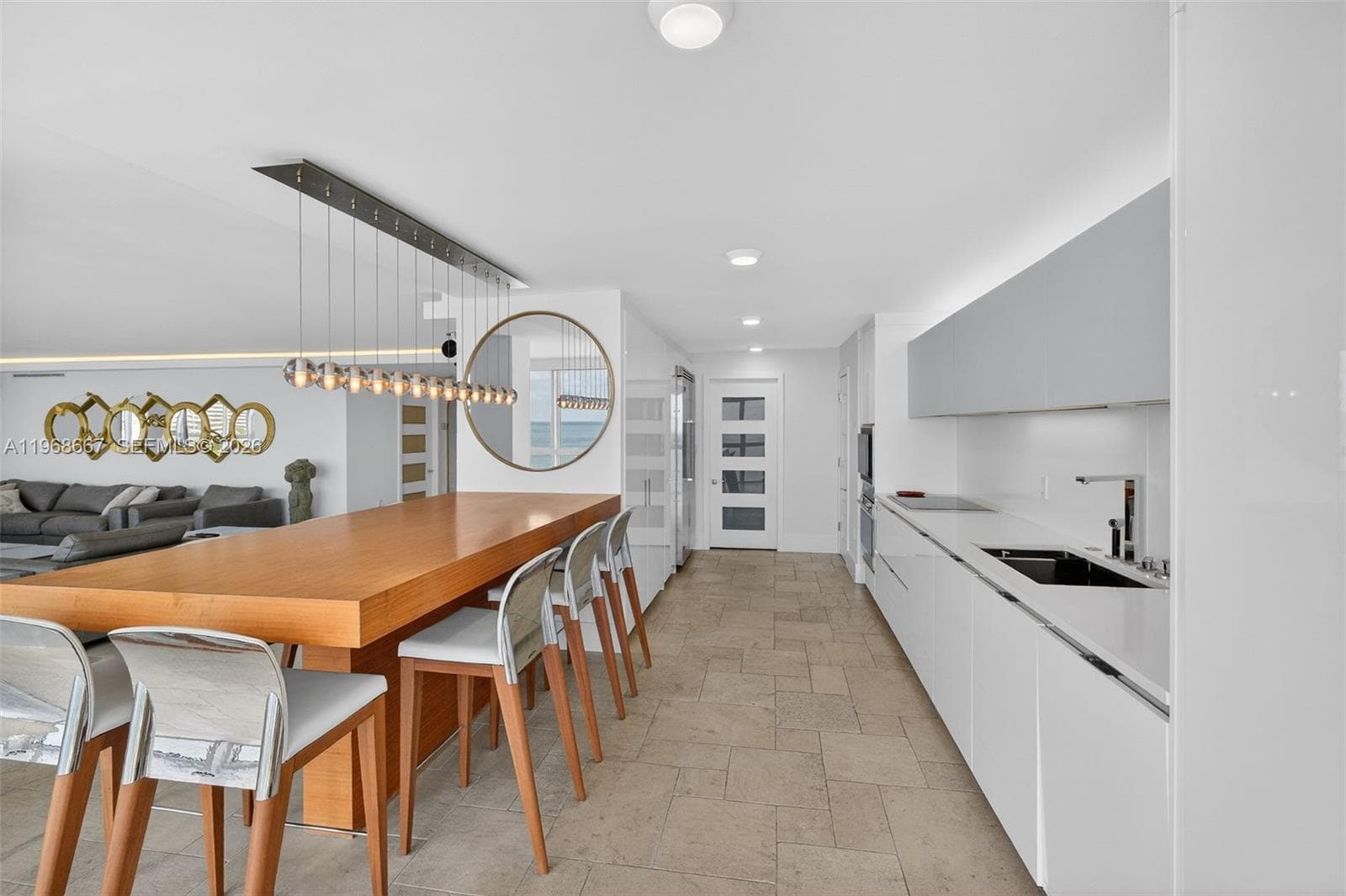 600 Grapetree Dr, Key Biscayne FL 33149 — 11