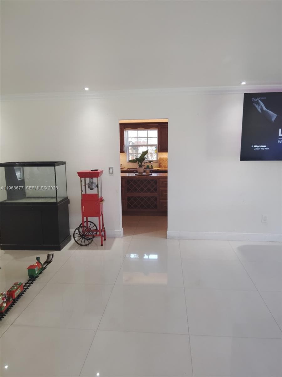 1315 NW 196th Ter, Miami Gardens FL 33169 — 35