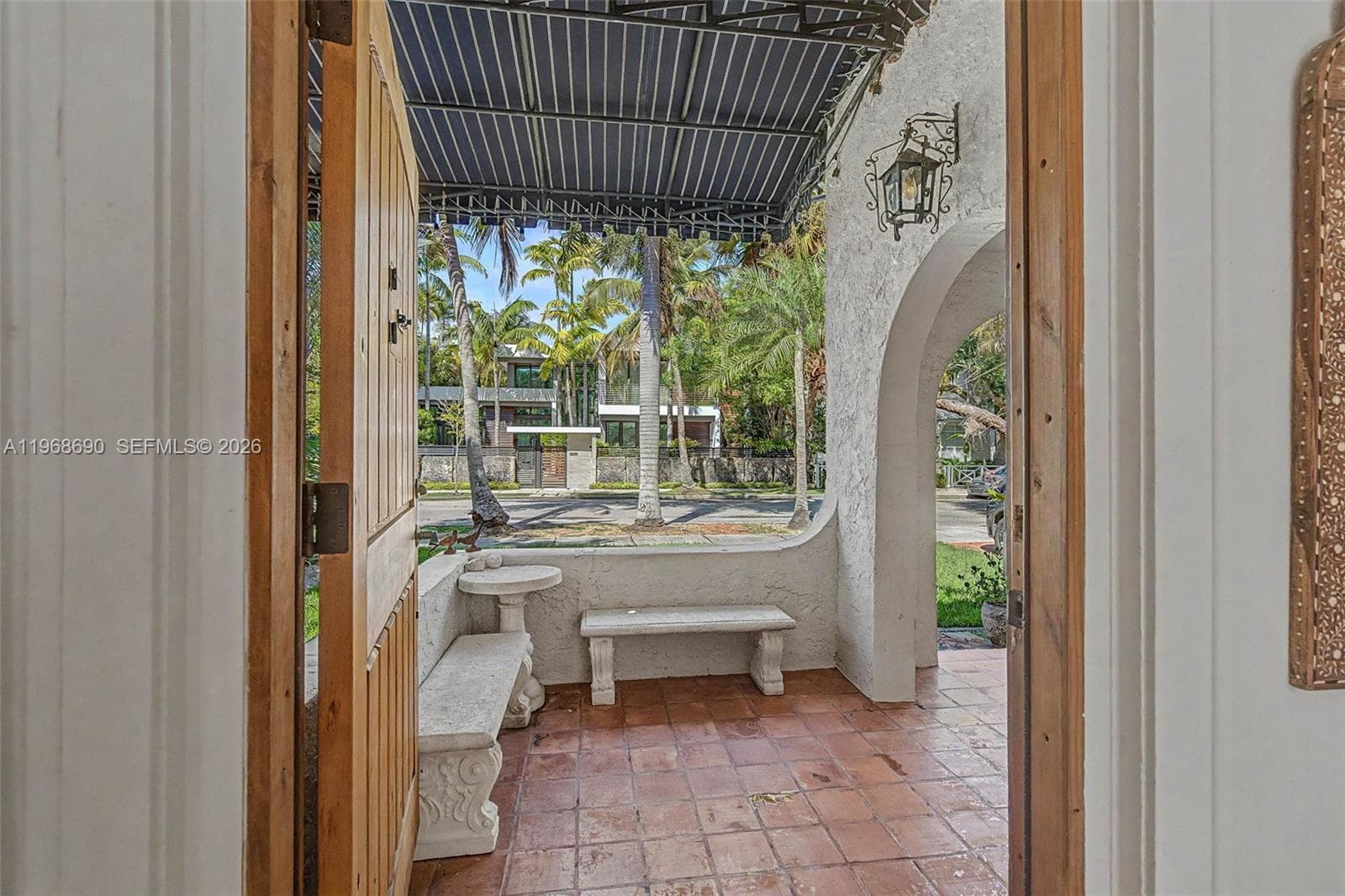 3233 Crystal Ct, Miami FL 33133 — 27