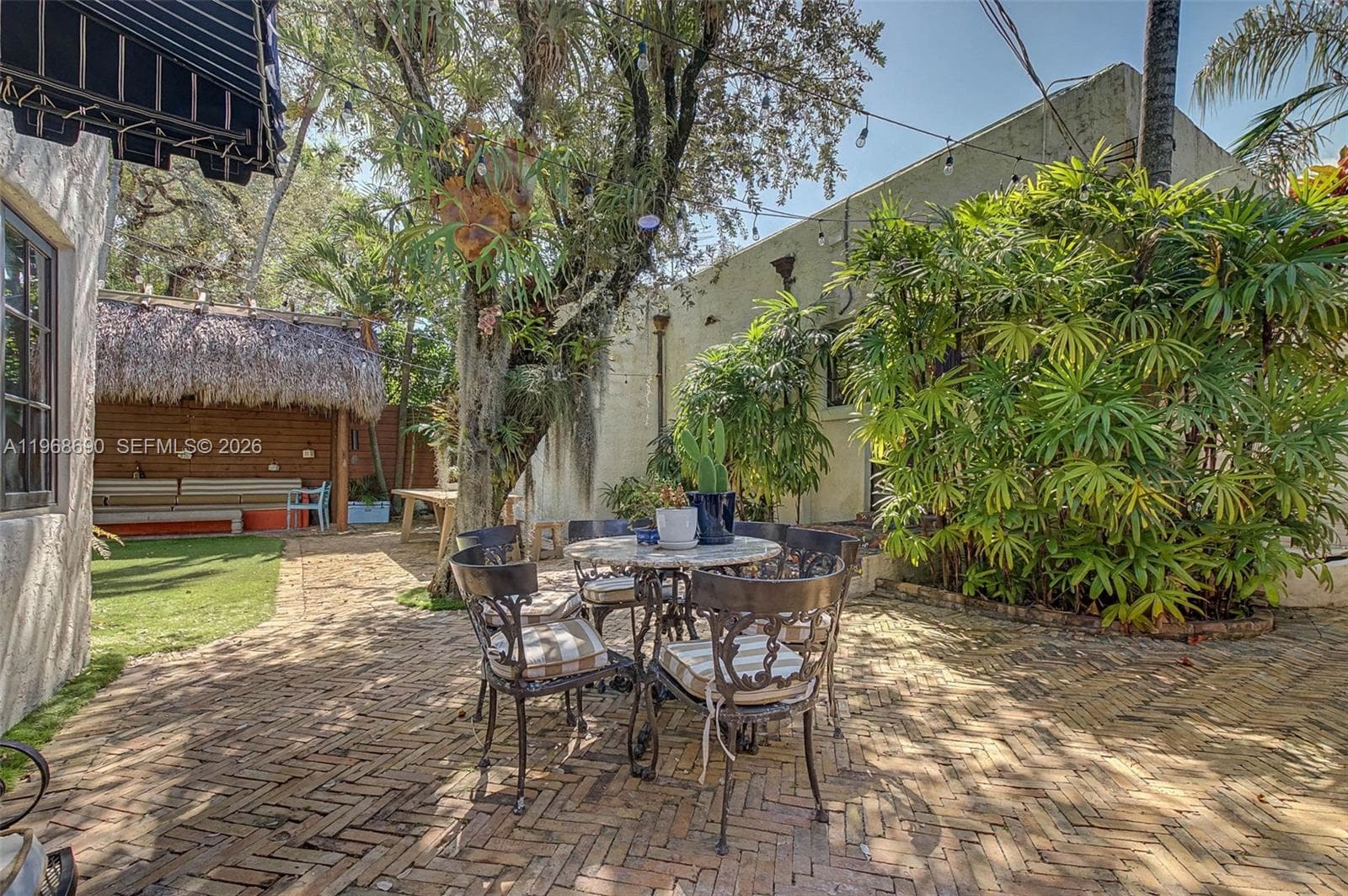 3233 Crystal Ct, Miami FL 33133 — 22