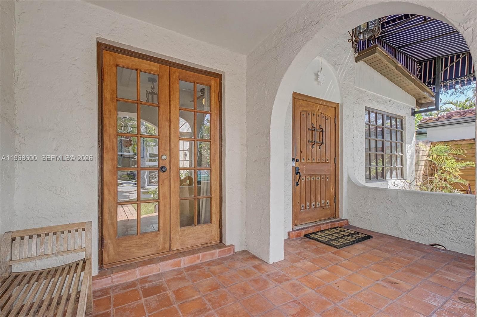 3233 Crystal Ct, Miami FL 33133 — 38