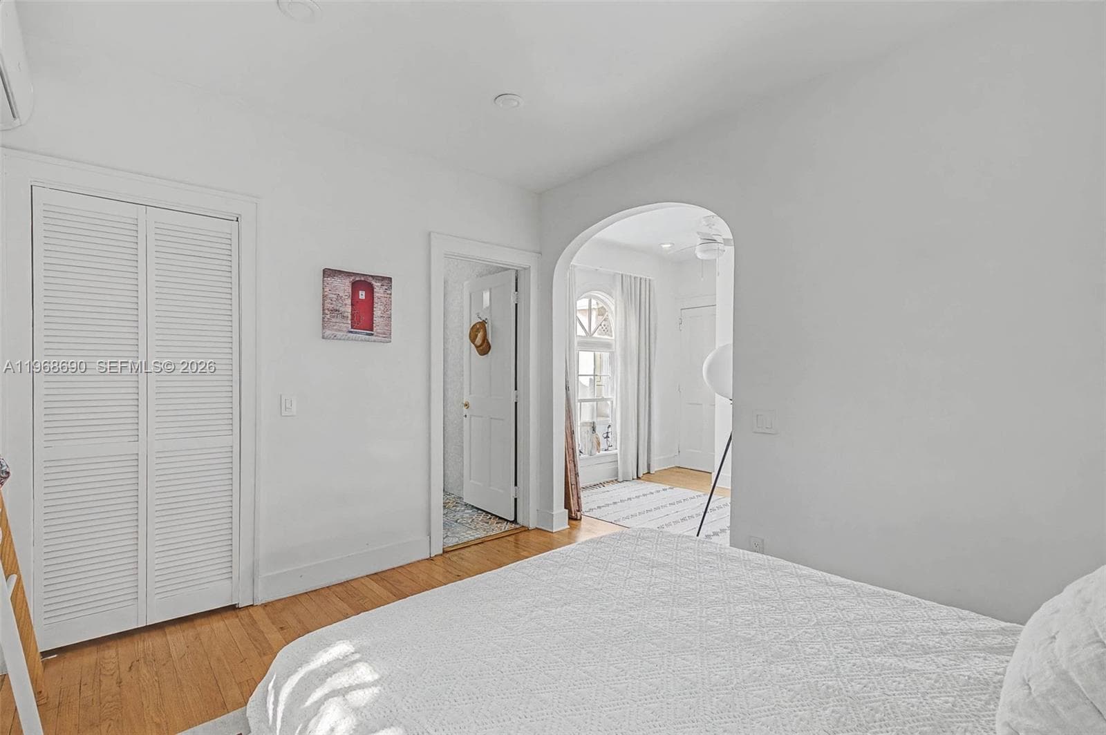 3233 Crystal Ct, Miami FL 33133 — 31