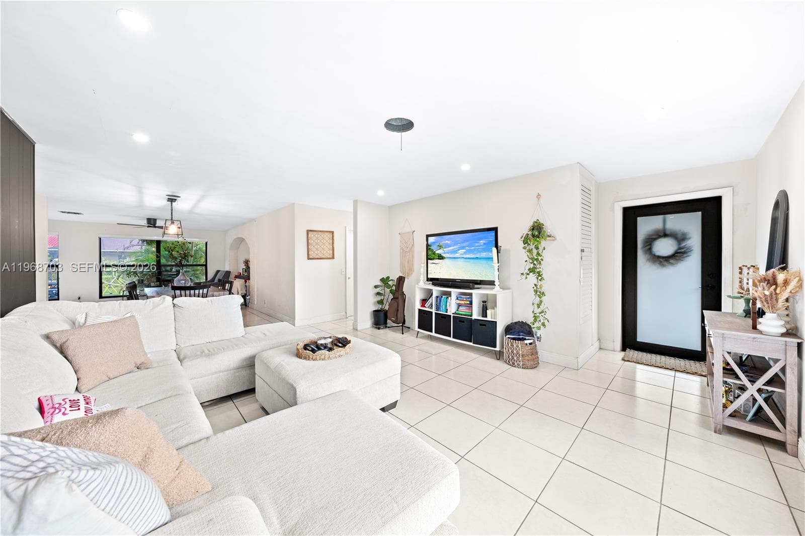 7835 W 16th Ct, Hialeah FL 33014 — 7