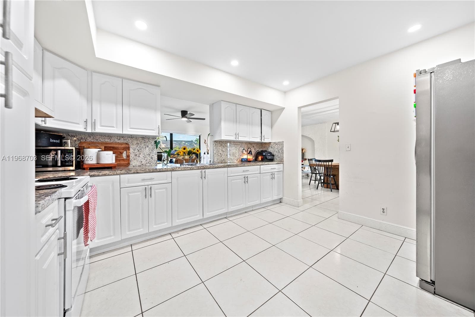 7835 W 16th Ct, Hialeah FL 33014 — 10