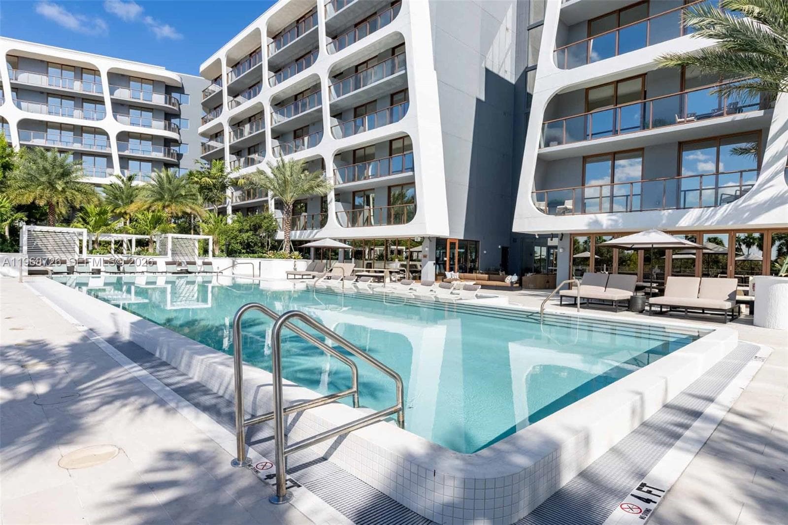 3900 Alton Road # 821, Miami Beach FL 33140 — 2