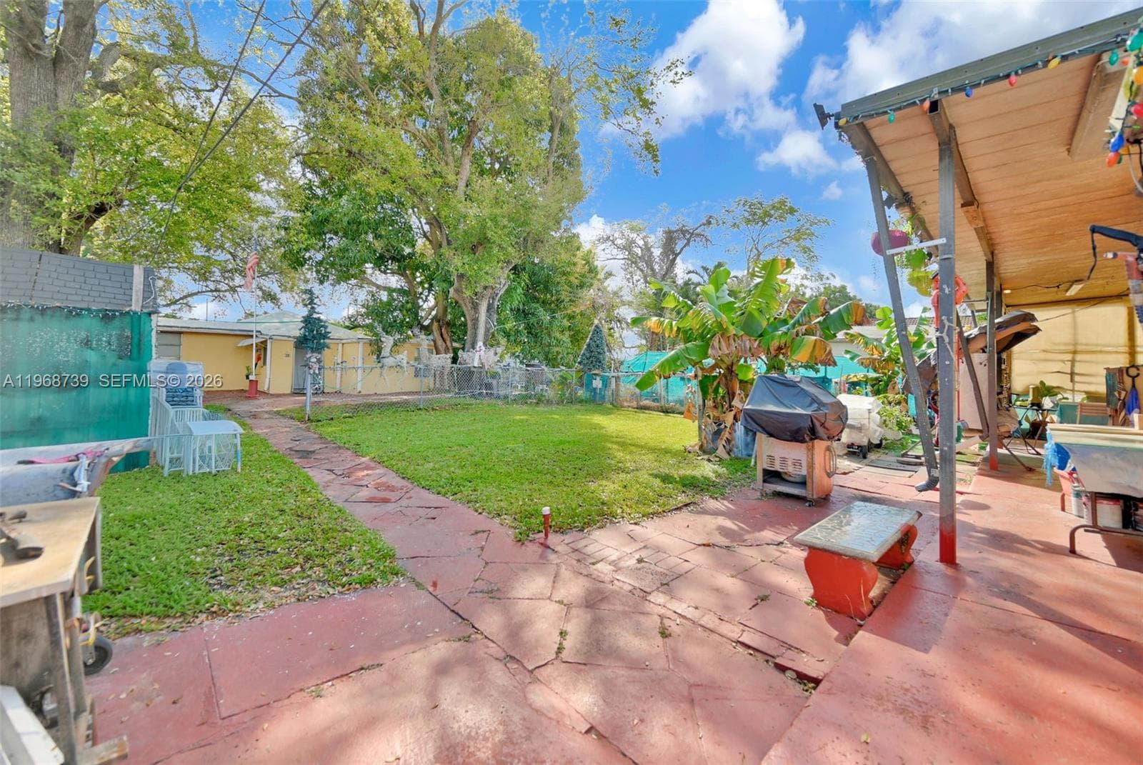 811 NW 24th Ct, Miami FL 33125 — 32