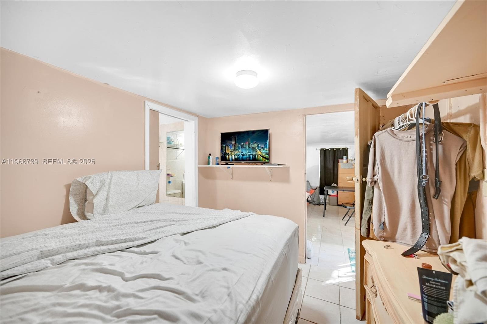 811 NW 24th Ct, Miami FL 33125 — 24