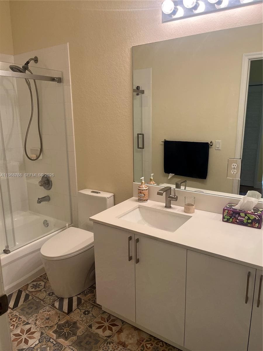 7469 NW 112th Pl, Doral FL 33178 — 27