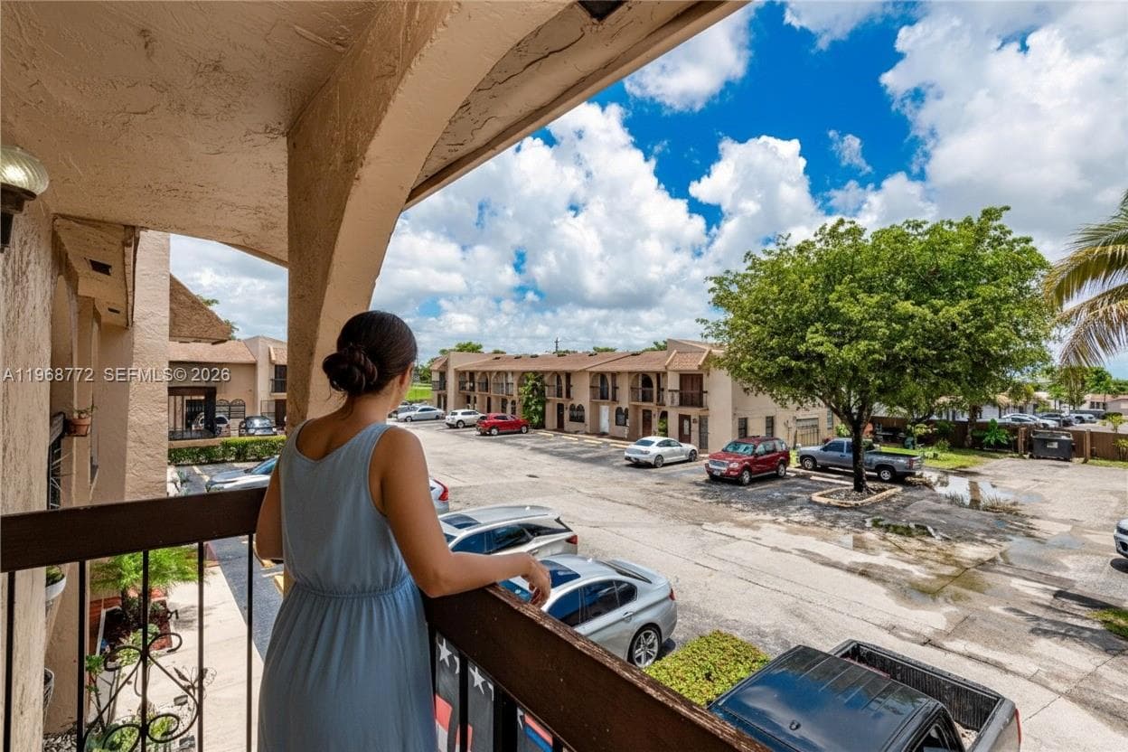1082 W 79th St # 25, Hialeah FL 33014 — 15