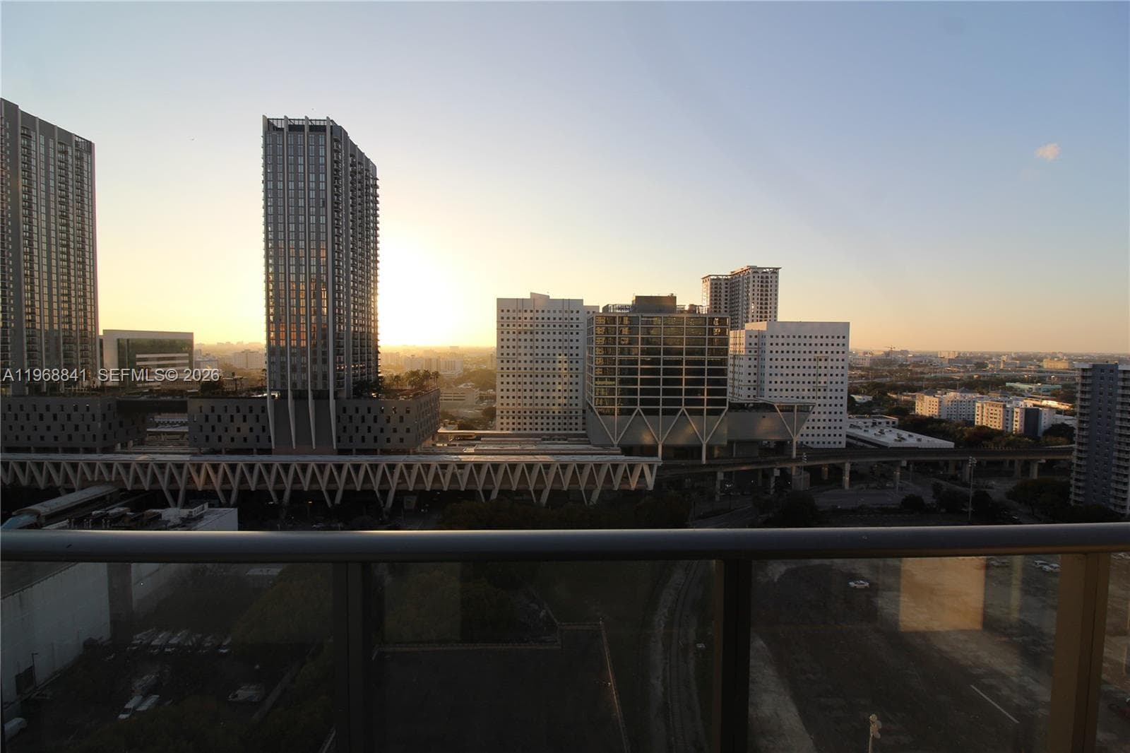 11 NE 6 St # 2114, Miami FL 33132 — 12
