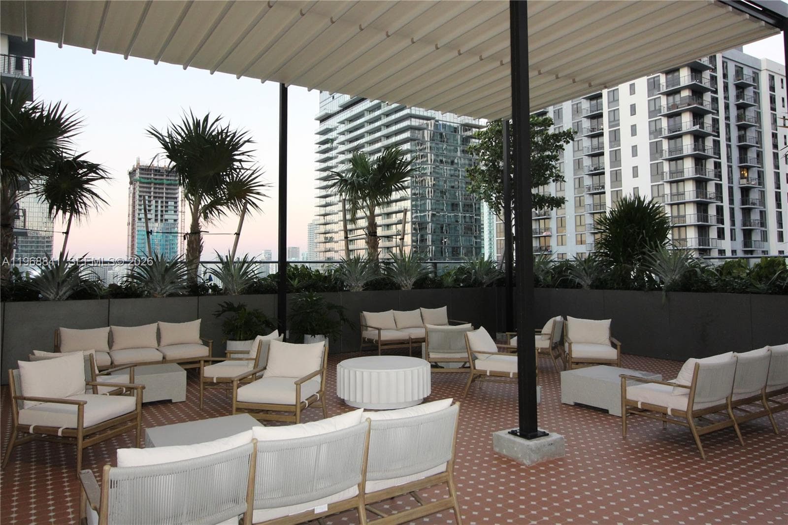 11 NE 6 St # 2114, Miami FL 33132 — 14