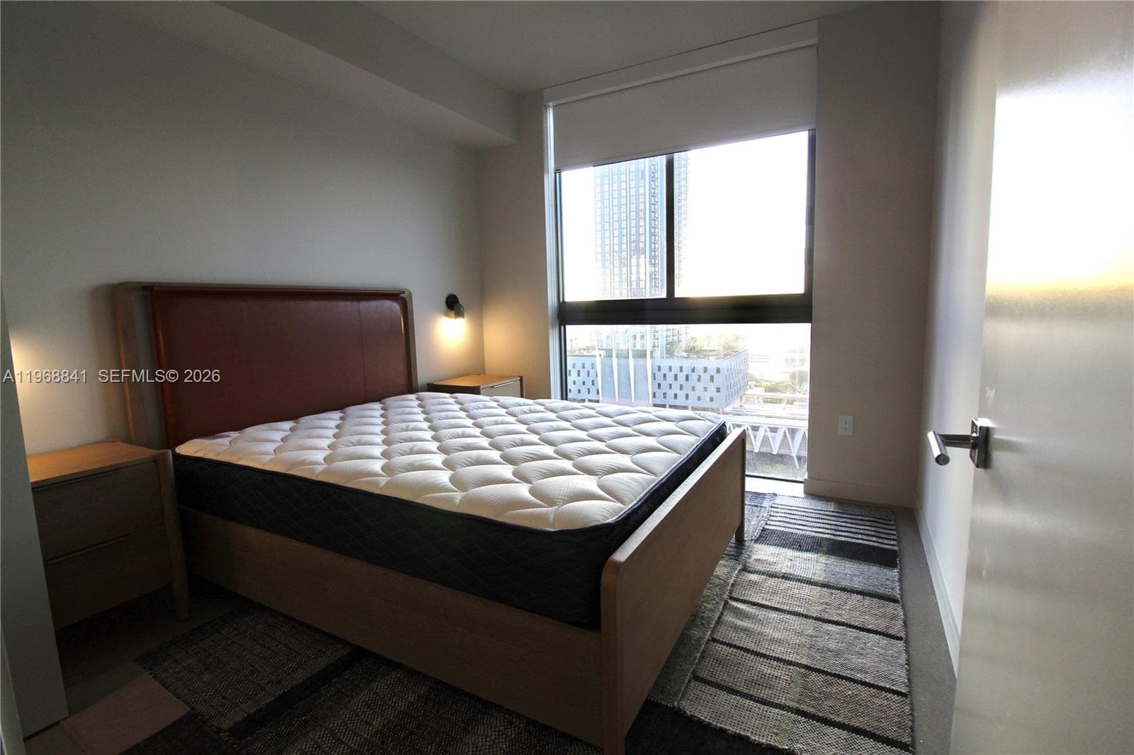 11 NE 6 St # 2114, Miami FL 33132 — 8