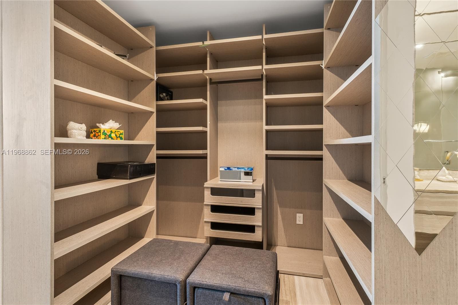 18975 Collins Ave # 4502, Sunny Isles Beach FL 33160 — 20