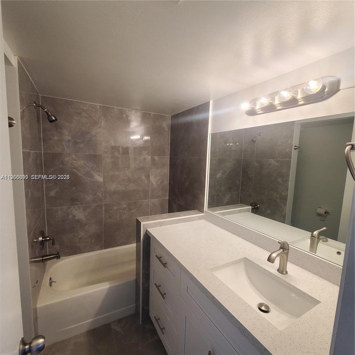 929 Hamilton Dr # 929F, Homestead FL 33034 — 8