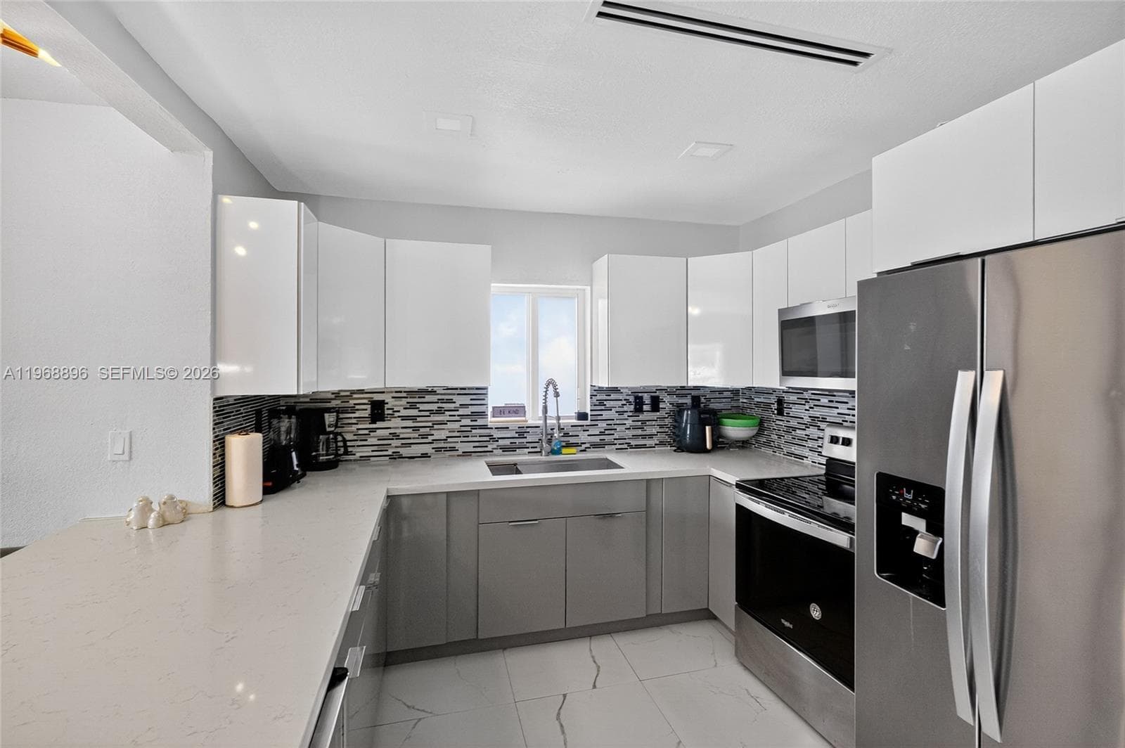 231 NW 44th St, Miami FL 33127 — 7