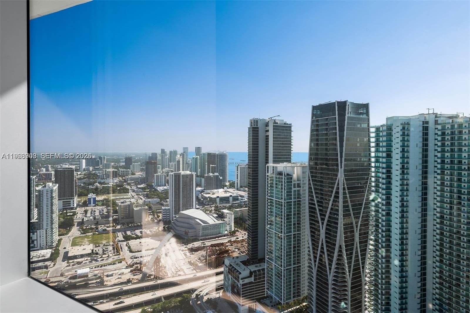 851 NE 1st Ave # 5001, Miami FL 33132 — 8