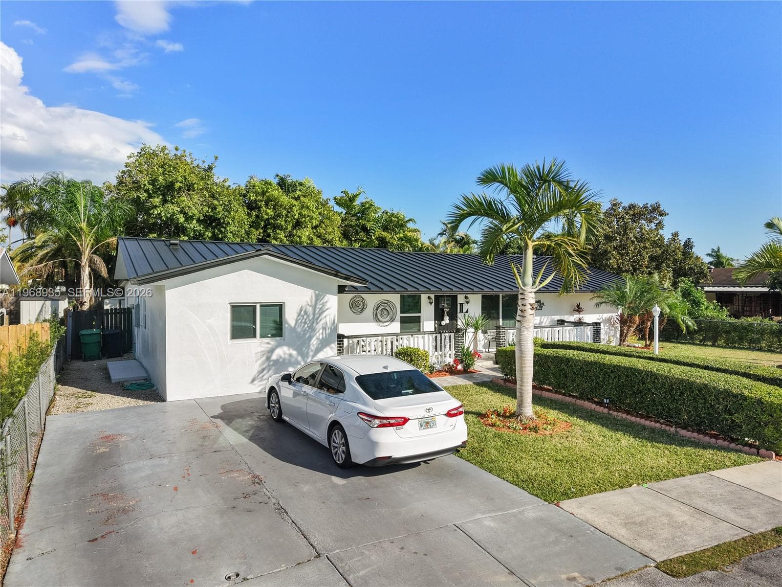 16323 SW 103rd Pl, Miami FL 33157 — 32