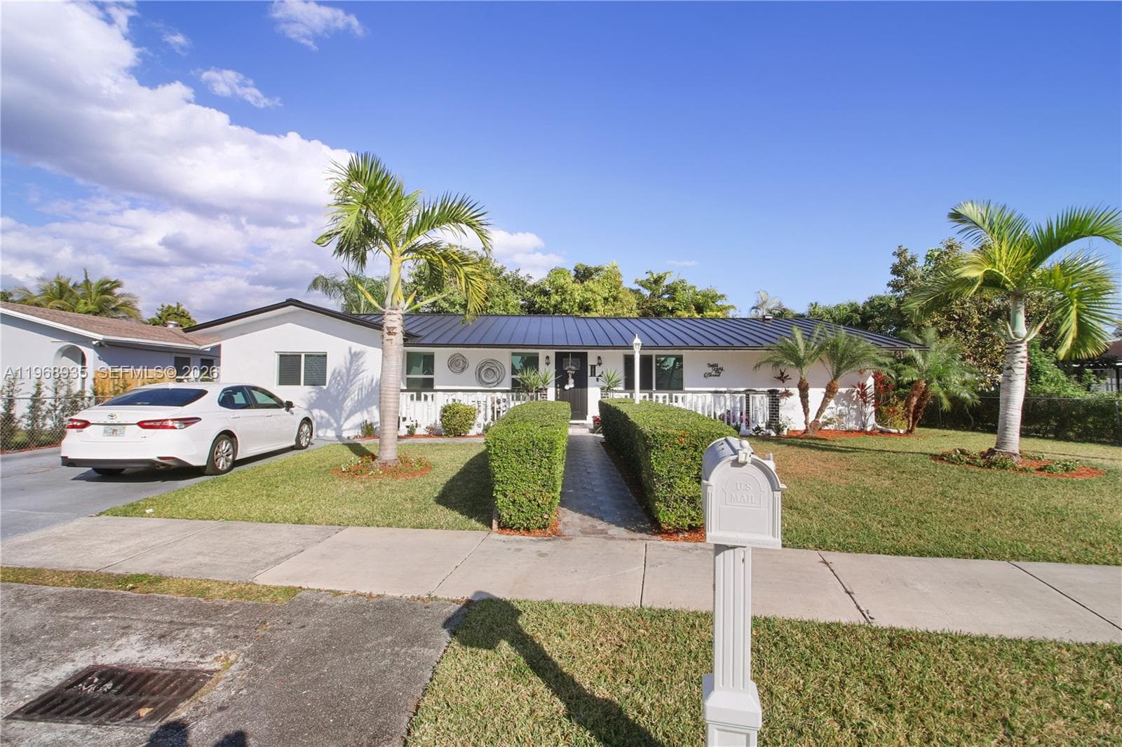 16323 SW 103rd Pl, Miami FL 33157 — 33