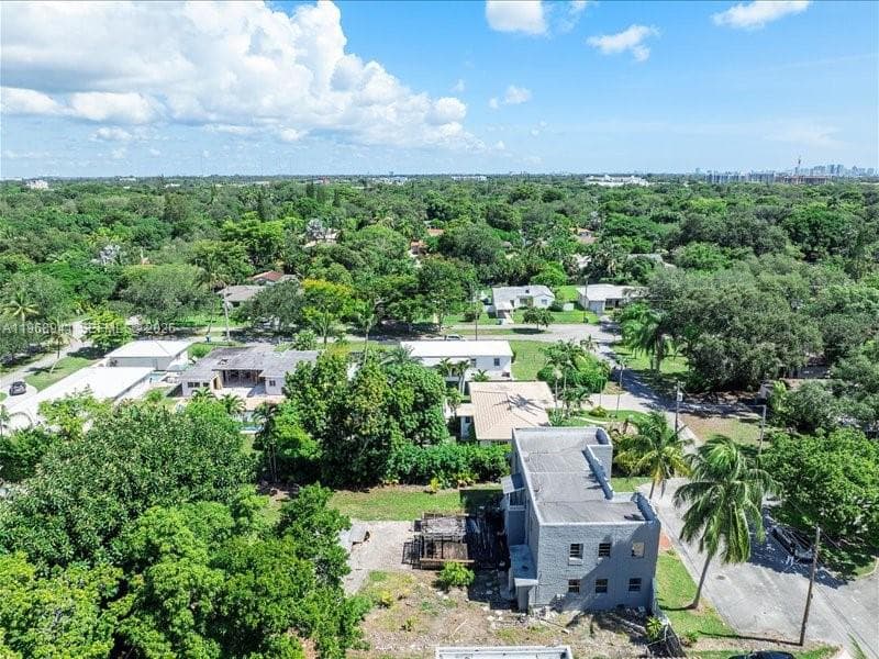 11402 NE 8th Ct, Biscayne Park FL 33161 — 16