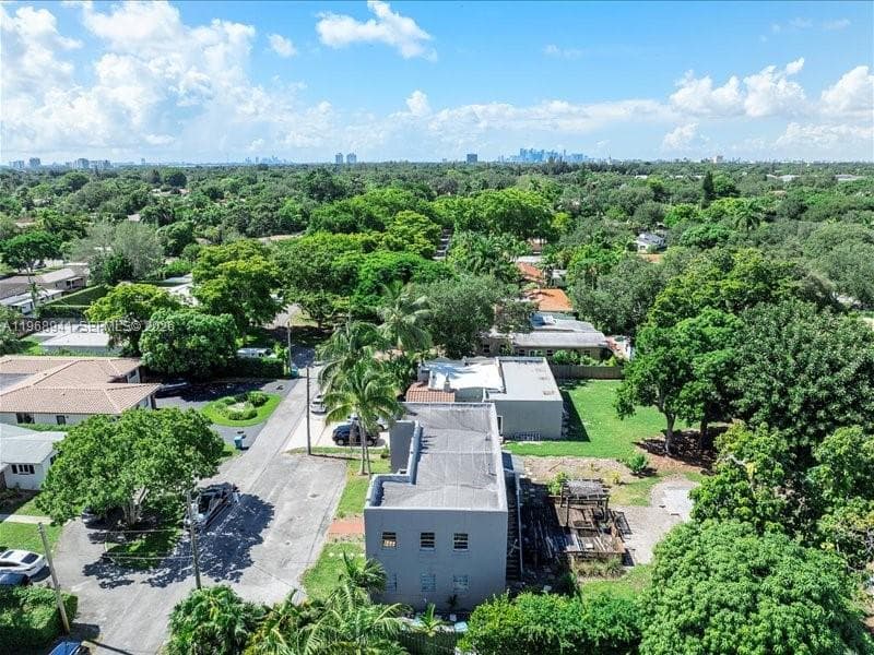 11402 NE 8th Ct, Biscayne Park FL 33161 — 15