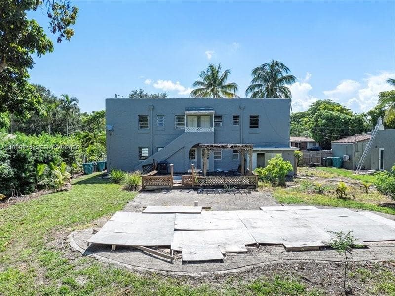 11402 NE 8th Ct, Biscayne Park FL 33161 — 19