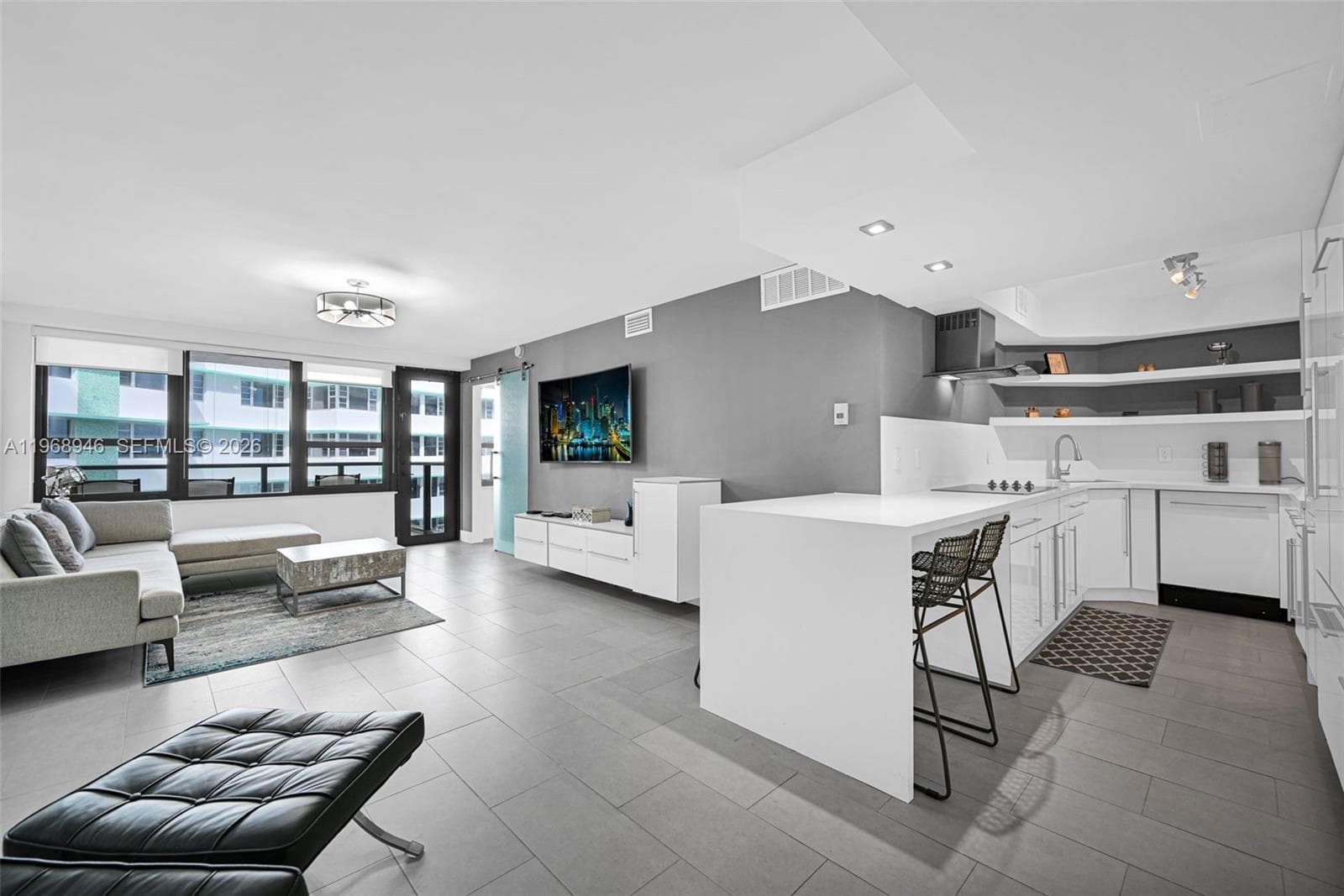5225 Collins Ave # 714, Miami Beach FL 33140 — 2